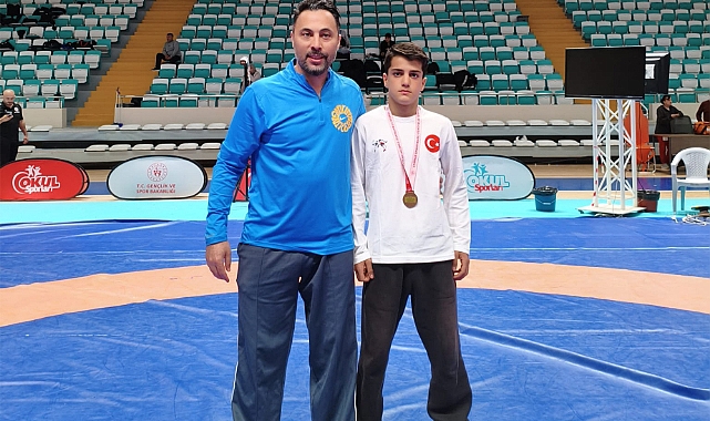 Karamanlı Güreşçi Muhammed Taklut Türkiye Üçüncüsü Oldu