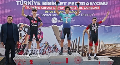 Karamanlı Sporcu Veli Sarı Türkiye Kupası U17 Erkekler Yol Yarışında 3. Oldu