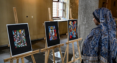 KMÜ’lü Prof. Dr. Mustafa Diğler’den “Savaşta Kadın Olmak” Sergisi Açıldı