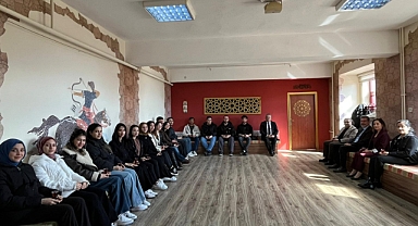 KMÜ Turizm Öğrencilerinden Turizm Haftası’nda Anlamlı Ziyaret