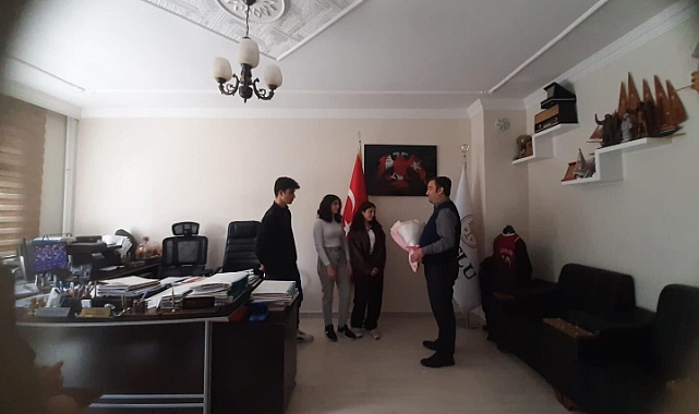 Koruma Altındaki Çocuklardan Avukatlar Günü’nde Anlamlı Ziyaret