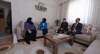 Anneler Günü’nde Anlamlı Ziyaretler