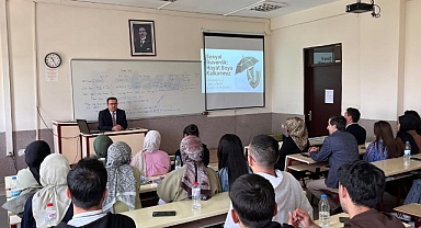 KMÜ’de Sosyal Güvenlik Haftası Buluşması: SGK Yöneticileri Öğrencilerle Deneyimlerini Paylaştı