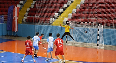 ANALİG Hentbol 1. Etap Müsabakaları Karaman’da Tamamlandı