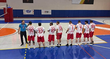 Karaman’da Kurumlar Arası Voleybol Müsabakası Dostluk İçinde Tamamlandı