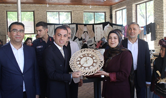 Kazımkarabekir’de Yıl Sonu Sergisi Ziyarete Açıldı
