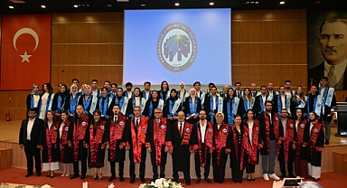 KMÜ Ahmet Keleşoğlu Diş Hekimliği Fakültesi'nde Mezuniyet Coşkusu