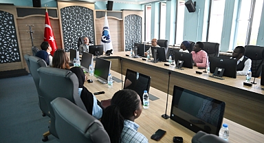 KMÜ, Erasmus+ KA171 Programı ile Üç Kıtadan Öğrencileri Ağırladı