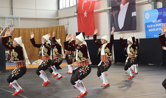 KMÜ Halk Oyunları Topluluğu Türkiye Finallerine Yükseldi