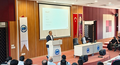 KMÜ İlahiyat Fakültesinde MDR ve Teknoloji Bağımlılığı Masaya Yatırıldı