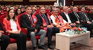 KMÜ Kamil Özdağ Fen Fakültesinde Mezuniyet Coşkusu