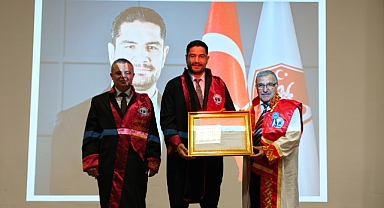KMÜ Spor Bilimleri Fakültesi’nde Akademik ve Sportif Başarılar Ödüllendirildi: Taha Akgül’e Fahri Doktora Unvanı Verildi