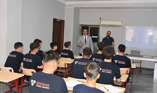 Meslek Liselileri Fabrikada Öğreniyor, Geleceğe Hazırlanıyor
