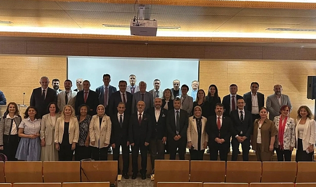 Prof. Dr. Pembe Oltulu, Tıp Fakültesi Dekanlar Konseyi Toplantısına Katıldı