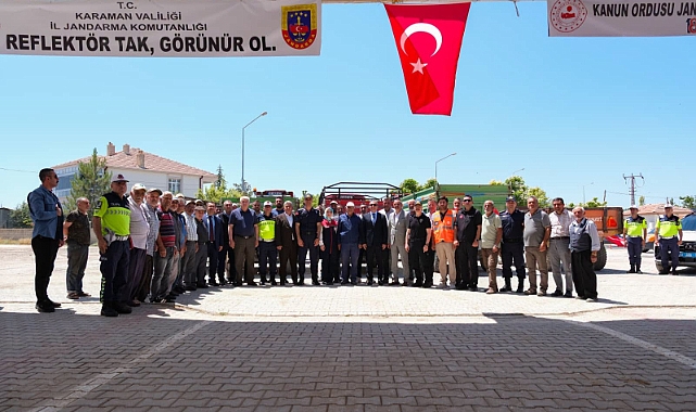 Vali Çiçek’ten Traktör Güvenliği İçin Reflektör Seferberliği ve Köy Ziyaretleri