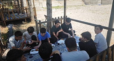 Hafızlık Öğrencilerine Moral Pikniği Düzenlendi