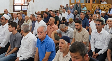 Karaman'da 15 Temmuz Şehitleri İçin Mevlid ve Hatim Programı Düzenlendi