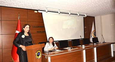 Karaman Ticaret ve Sanayi Odası Ev Sahipliğinde “Zirvede Kadın” Paneli ve TOBB KGK İç Anadolu Bölge Toplantısı Gerçekleştirildi