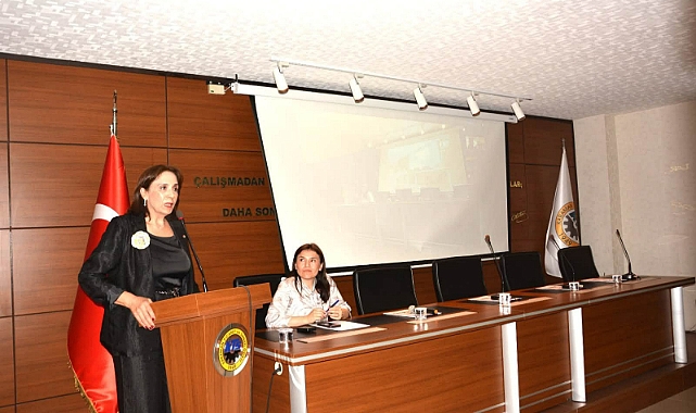 Karaman Ticaret ve Sanayi Odası Ev Sahipliğinde “Zirvede Kadın” Paneli ve TOBB KGK İç Anadolu Bölge Toplantısı Gerçekleştirildi
