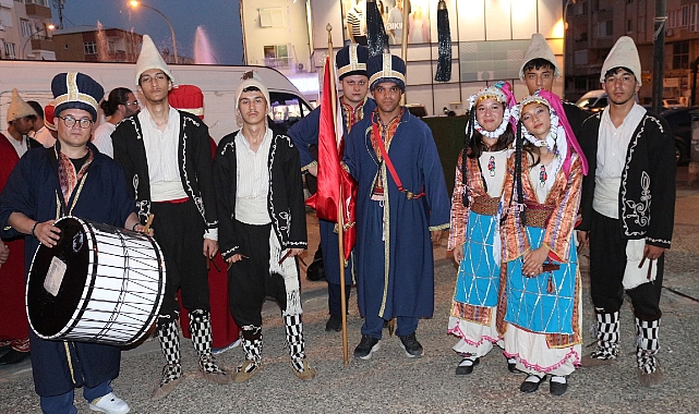 Karamanlı Özel Gereksinimli Bireyler Festivalde Alkış Topladı