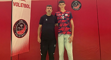Karamanlı voleybolcu Yurdal Efe Aysan'a milli takım daveti