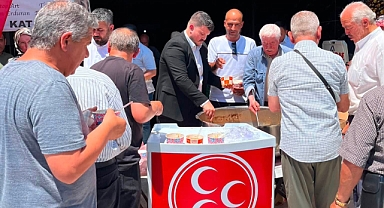 MHP Karaman Teşkilatından Muharrem Ayında Aşure İkramı