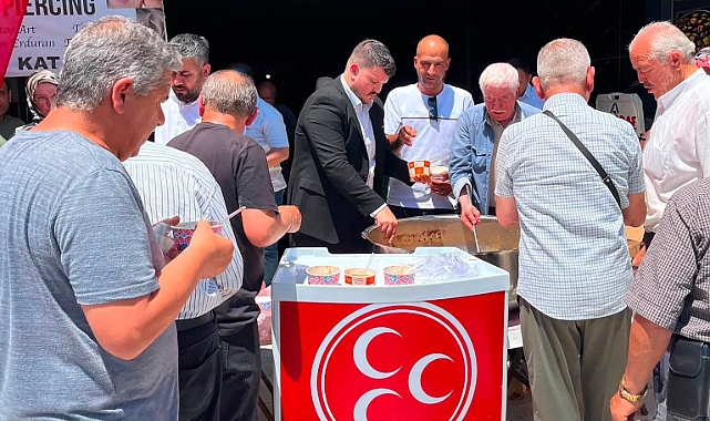 MHP Karaman Teşkilatından Muharrem Ayında Aşure İkramı