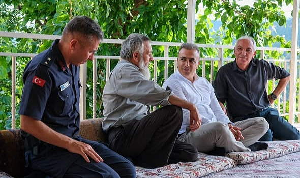 Vali Hayrettin Çiçek’ten Ermenek’te Köy Ziyaretleri, Şehit Ailesi ve Maden Şehitliği’ne Anlamlı Ziyaret